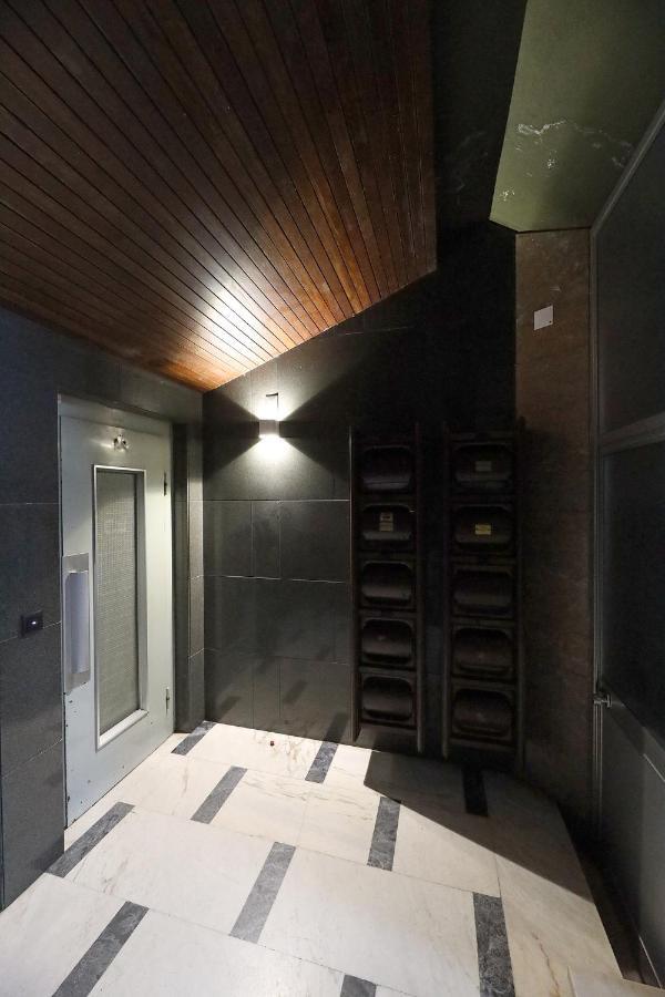 Flh Porto Spacious Apartment With Balcony Exterior foto